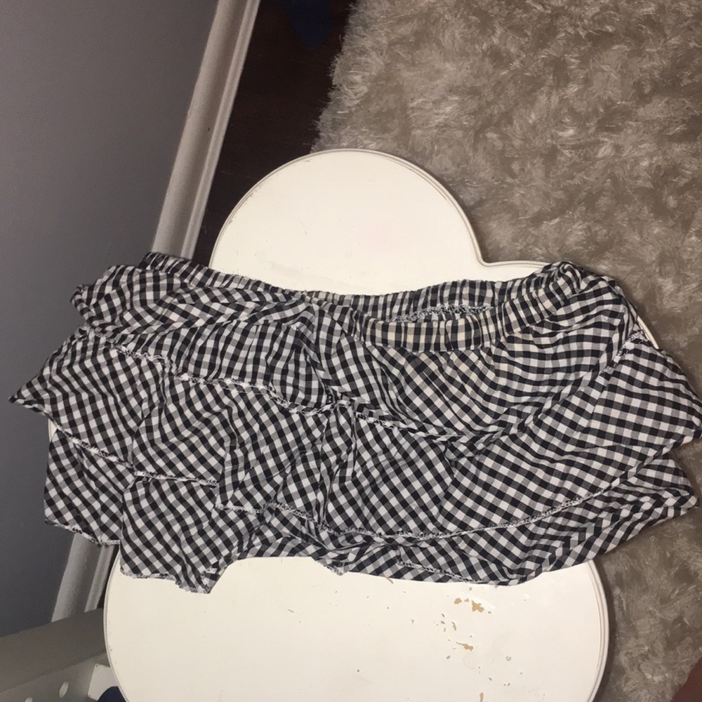 Plaid flowy tube top